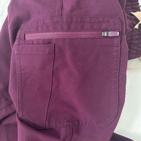 Small petite Deep Purple Figs Scrub Pants - Picture 3 of 8